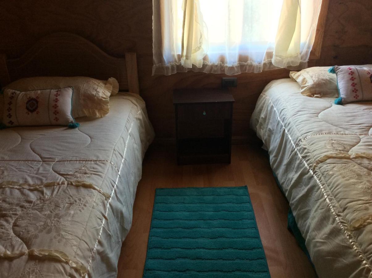 Hostal Scarlett Puerto Puyuguapi Dış mekan fotoğraf